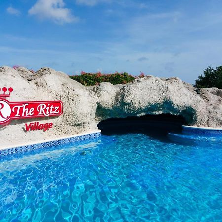 The Ritz Village (Adults Only) Willemstad Exterior foto