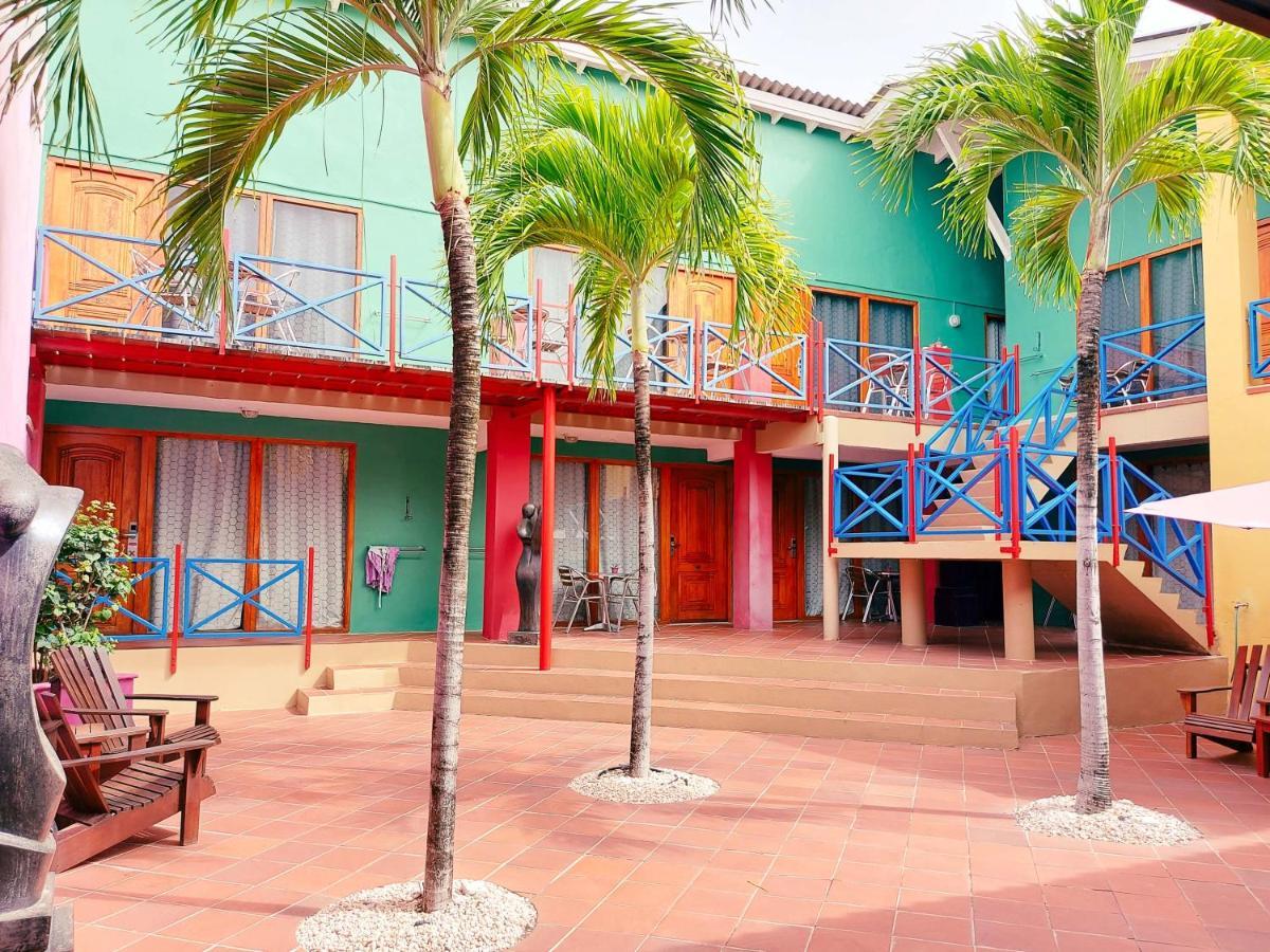 The Ritz Village (Adults Only) Willemstad Exterior foto