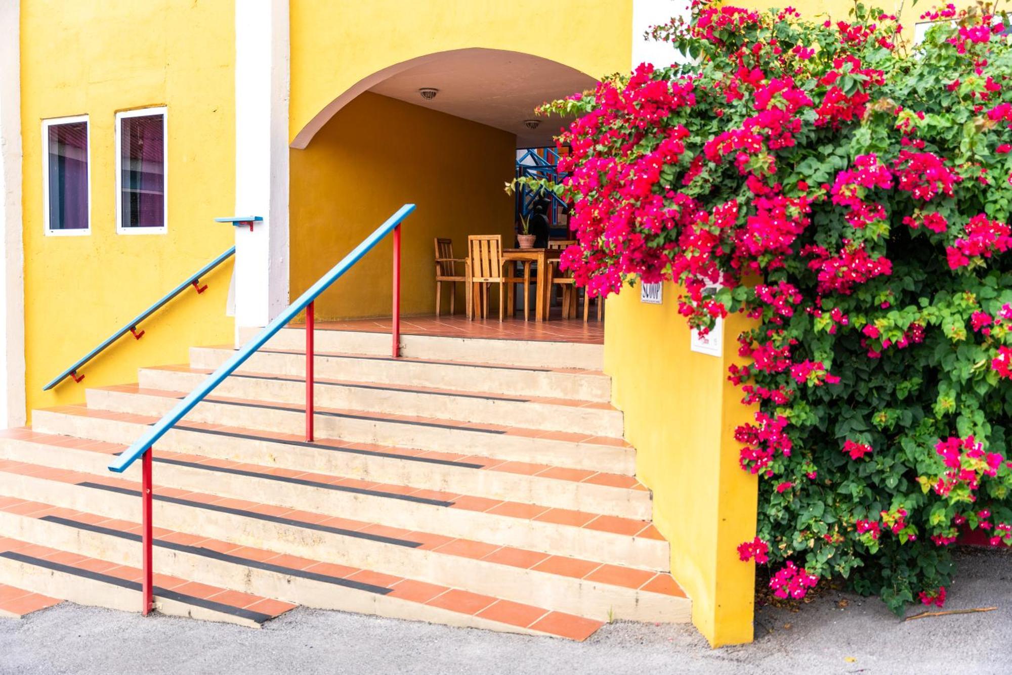 The Ritz Village (Adults Only) Willemstad Exterior foto
